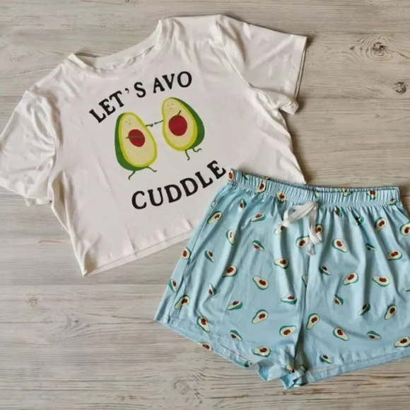 NEW! “Let’s Avo-Cuddle” Crop Top & Shorts PJ Set - Picture 5 of 8